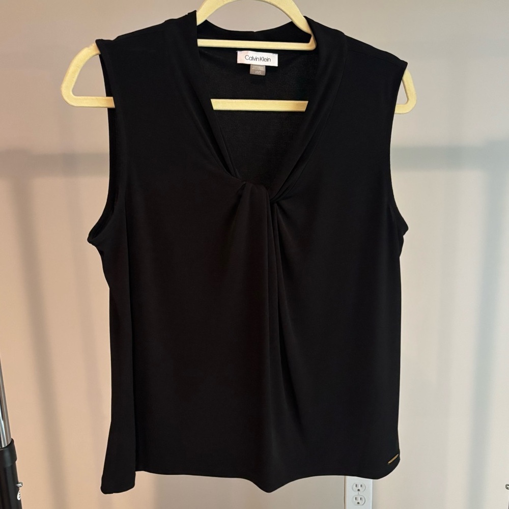 Calvin Klein Black Sleeveless Blouse Twist Neck Top Women’s L